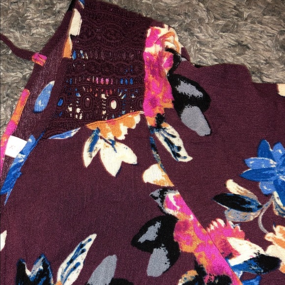 Flowery Romper - Picture 3 of 8